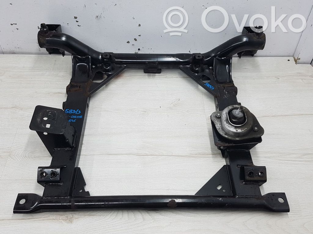 BMW 3 E46 Kita salono detalė 
