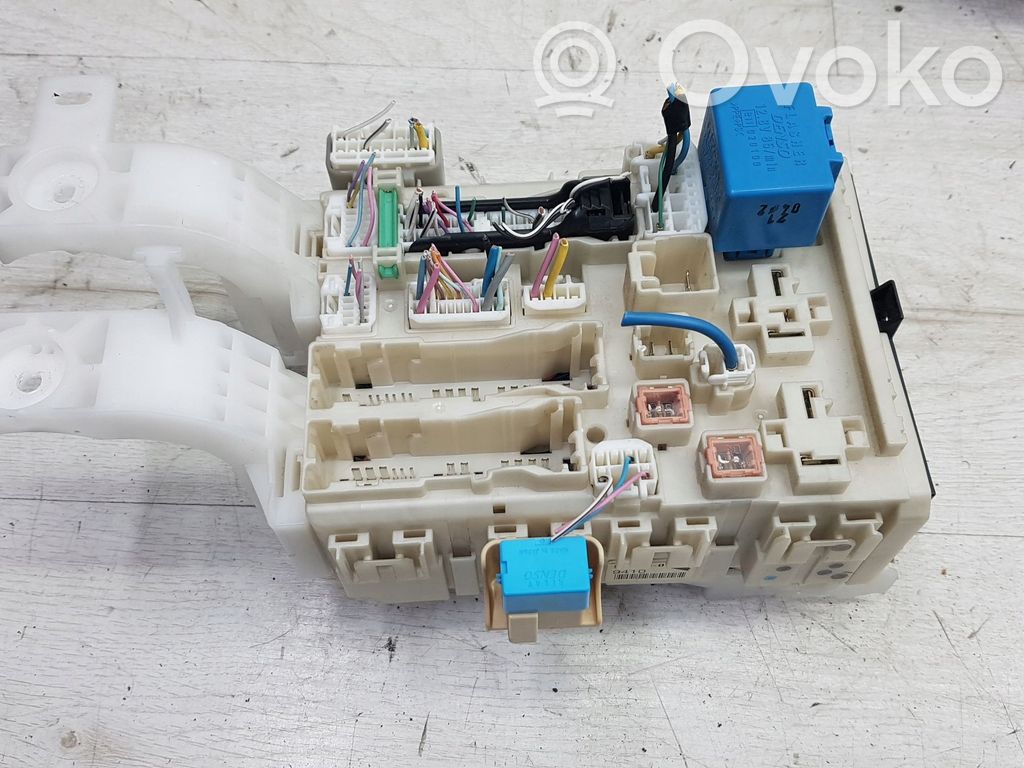 Toyota Yaris Module de fusibles 