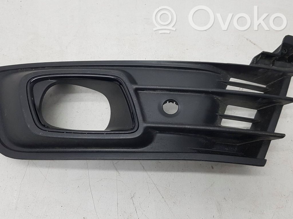 Renault Captur Mascherina/griglia fendinebbia anteriore 