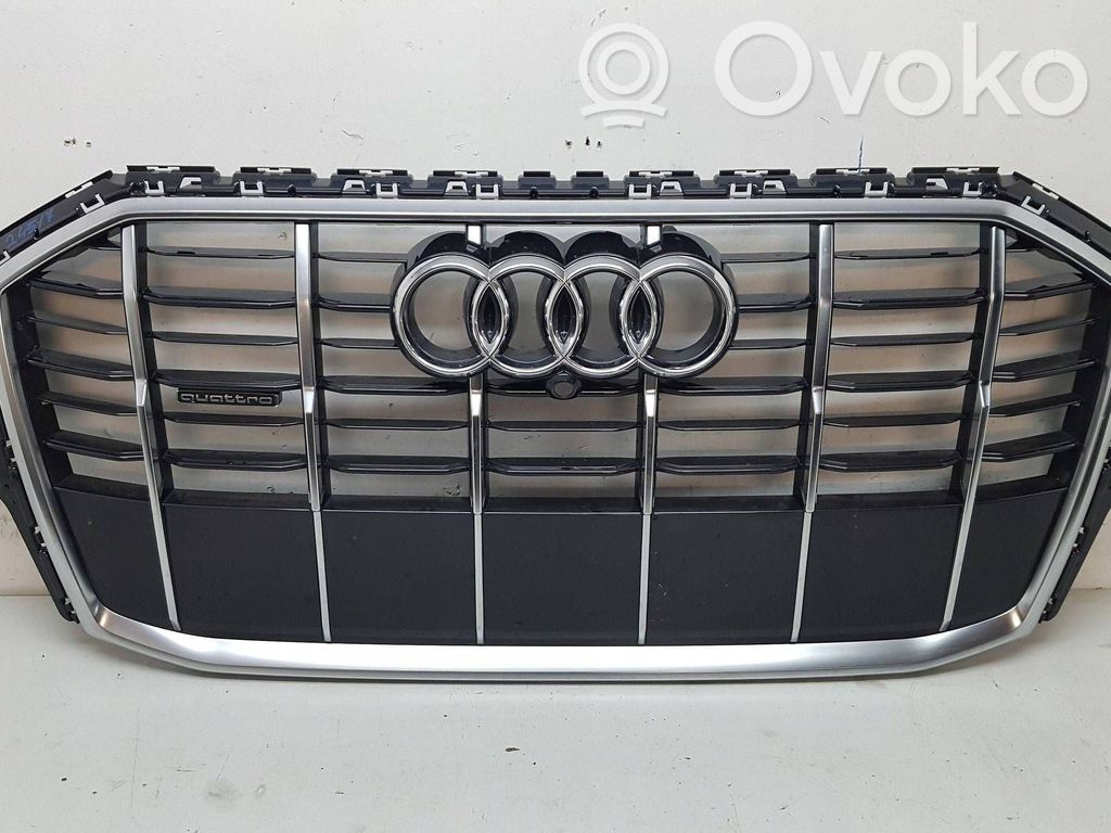 Audi Q7 4M Etusäleikkö 