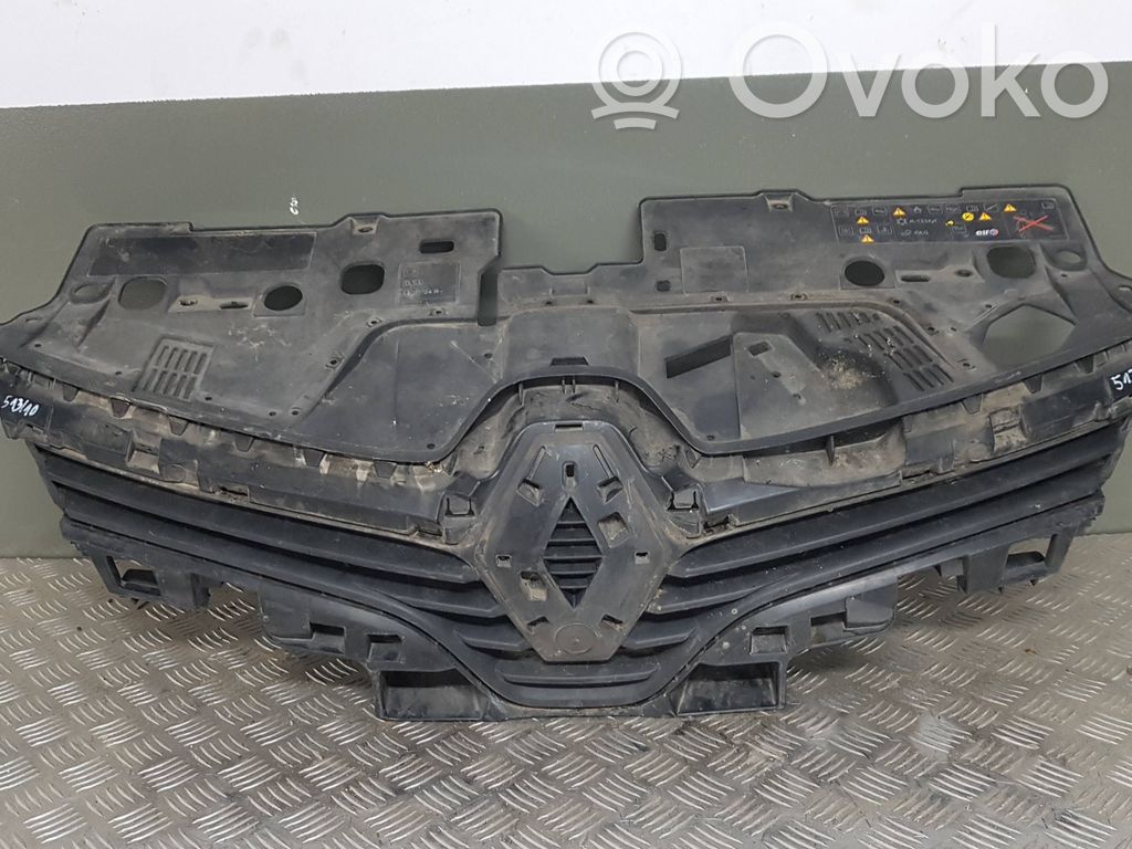 Renault Clio IV Etupuskurin ylempi jäähdytinsäleikkö 