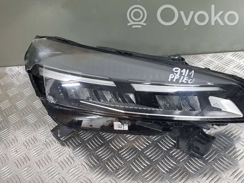 Renault Clio V Scheinwerfer 