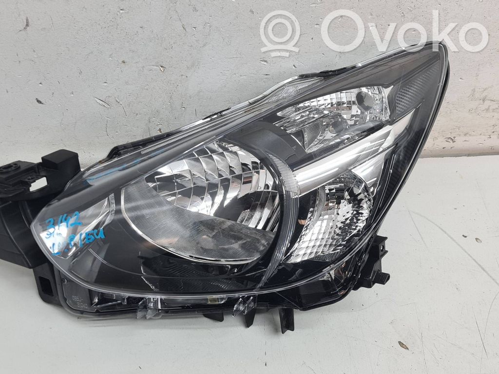 Mazda 2 Headlight/headlamp 