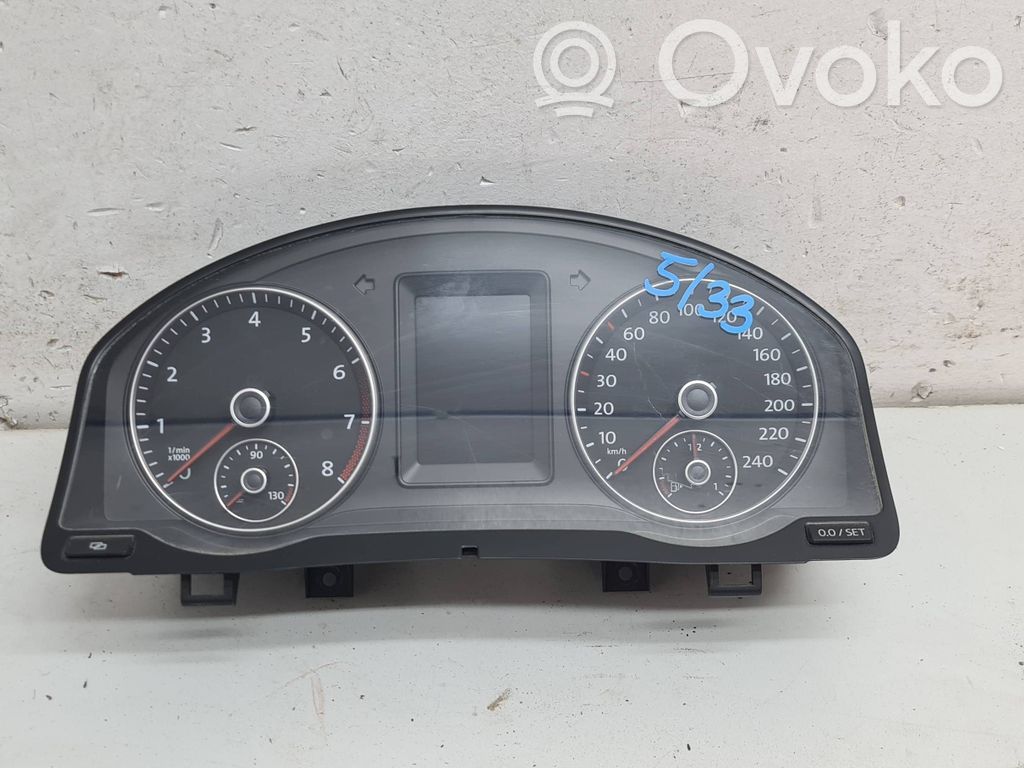 Volkswagen Golf Plus Speedometer (instrument cluster) 