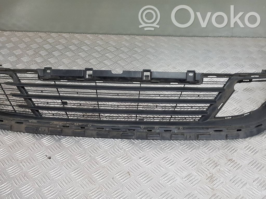 Peugeot 308 Grilă inferioară bară față 