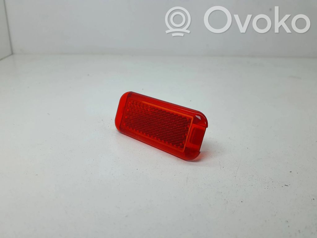 Audi A6 S6 C6 4F Lampka drzwi przednich 