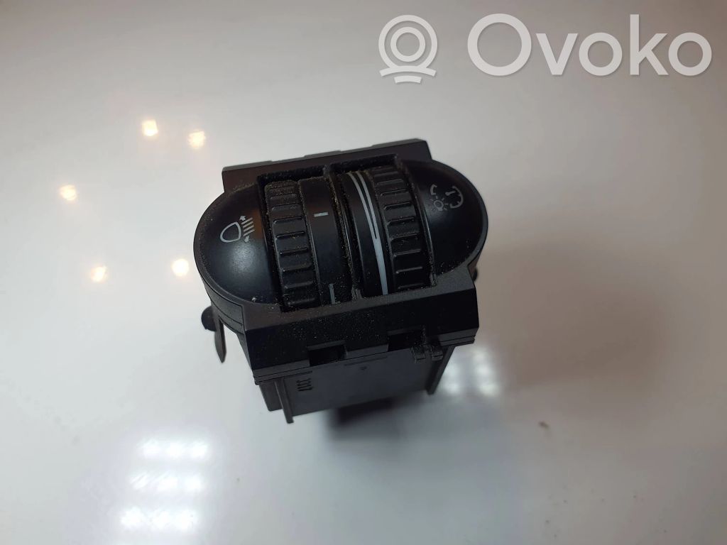 Volkswagen Golf V Headlight level height control switch 