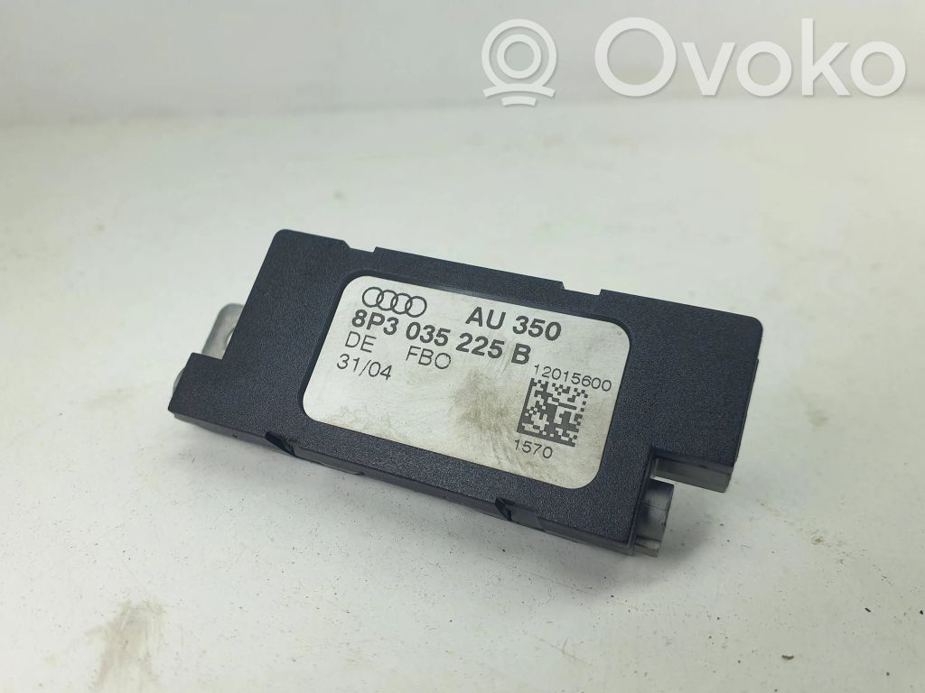 Audi A3 S3 8P Pystyantennivahvistin 
