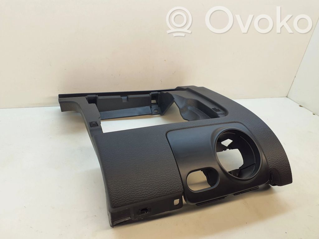 Volkswagen Golf V Verkleidung Armaturenbrett Cockpit unten 
