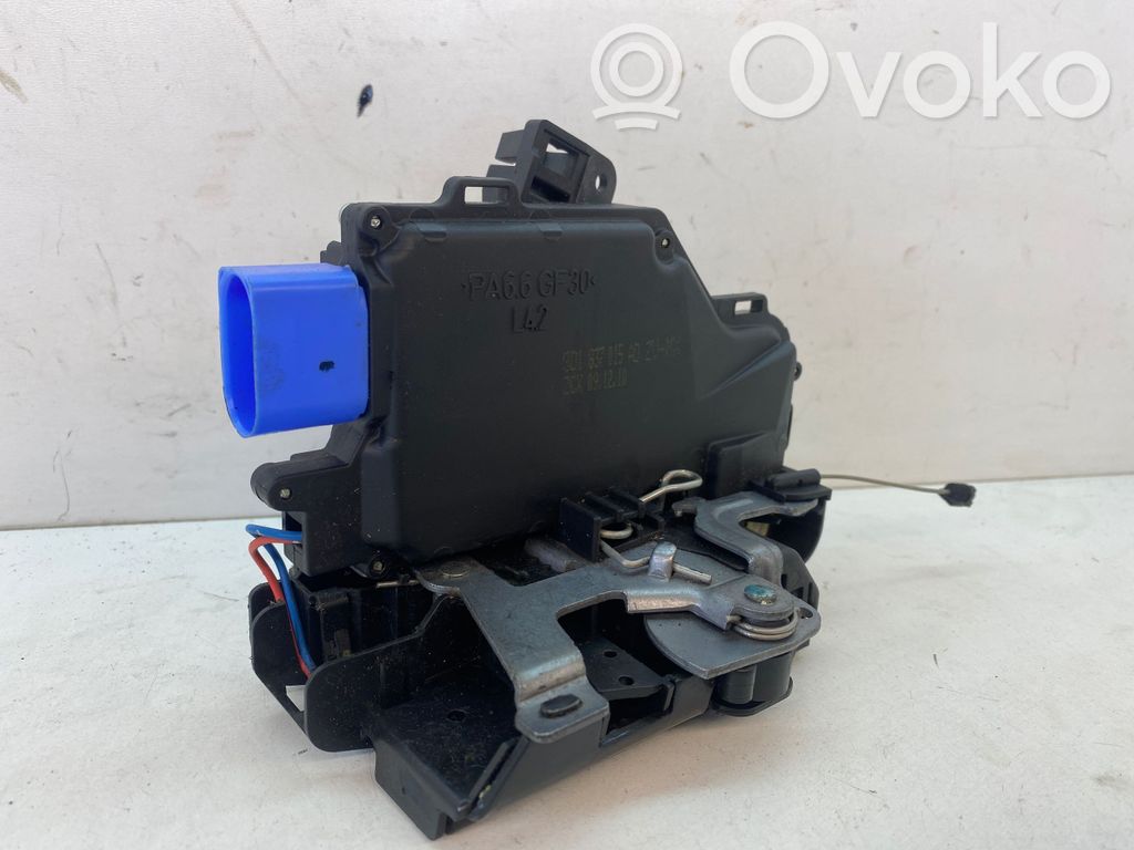 Volkswagen Golf VI Front door lock 