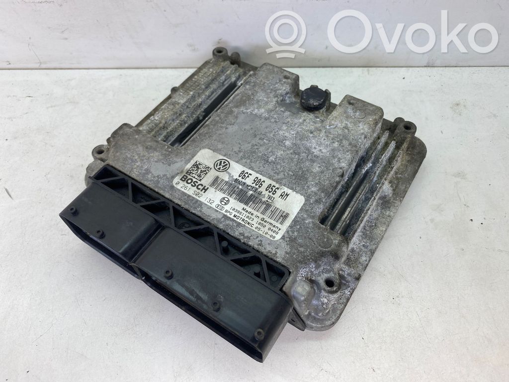 Volkswagen PASSAT B6 Engine control unit/module 