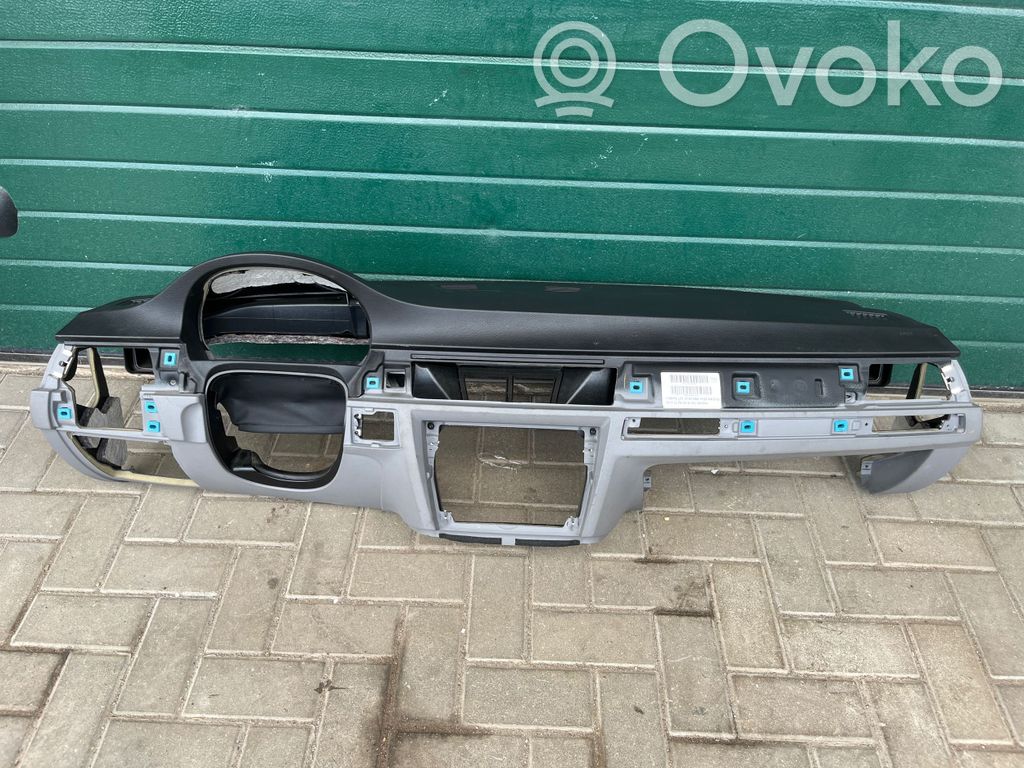 BMW 3 E90 E91 Dashboard 