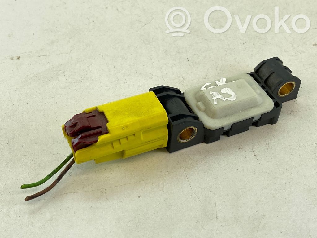 Audi A3 S3 A3 Sportback 8P Airbagsensor Crashsensor Drucksensor 