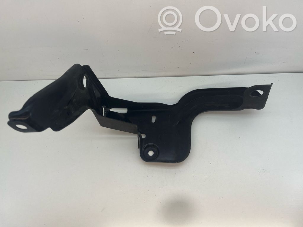 Audi A6 S6 C6 4F Intercooler pipe mounting bracket 