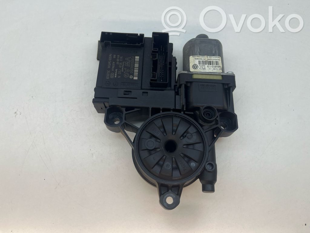Volkswagen PASSAT B6 Motor macara geam ușă față 