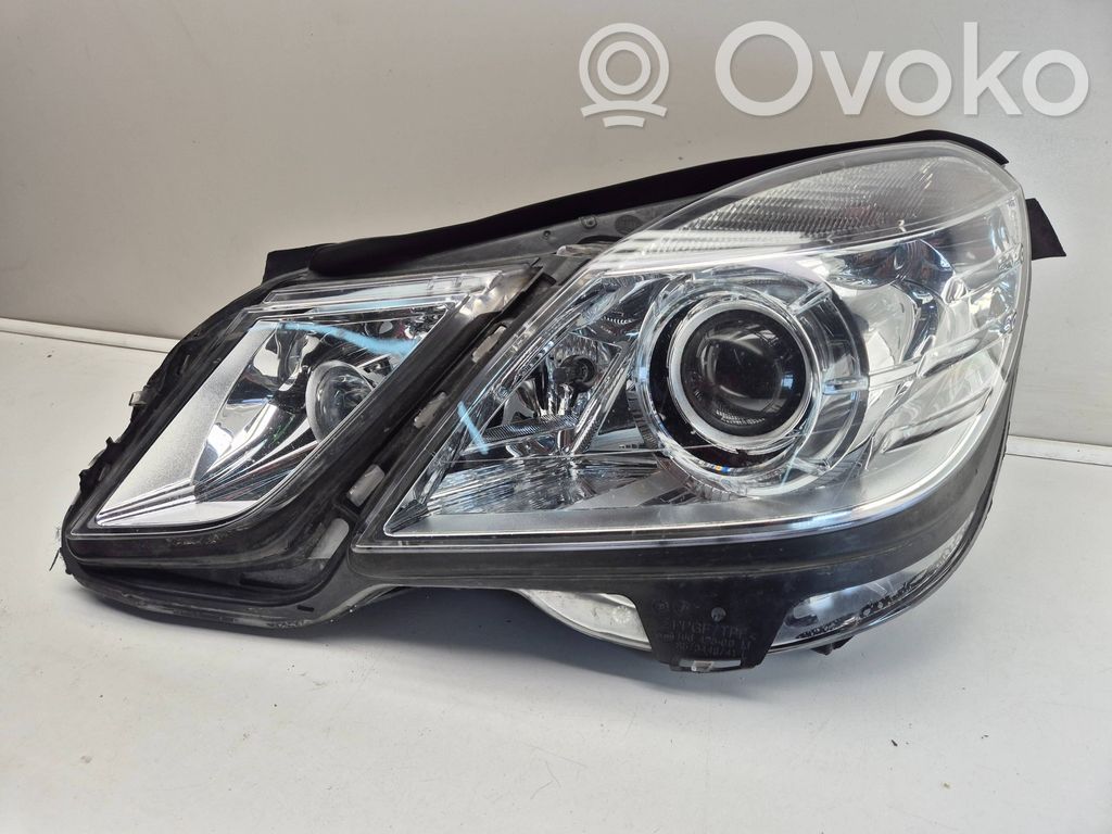 Mercedes-Benz E W212 Lampa przednia 