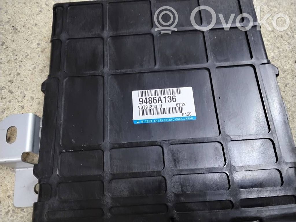 Unidad de control/módulo del motor   9486A136