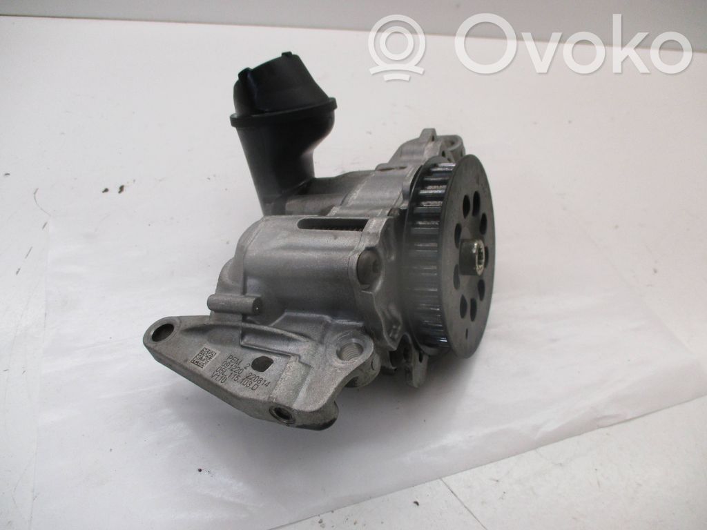 Audi A4 S4 B9 8W Oil pump 