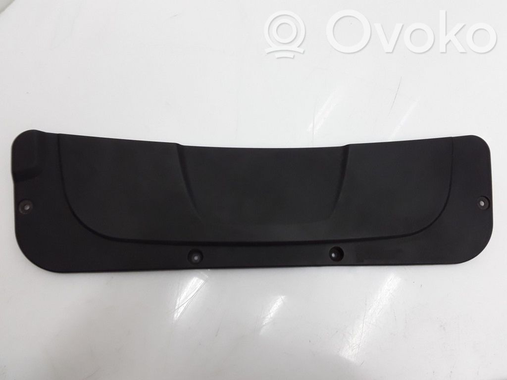 BMW 3 E90 E91 Muu moottoritilan osa 