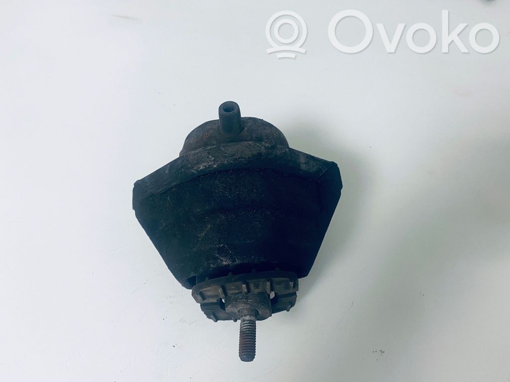 BMW 5 E60 E61 Soporte de montaje del motor 