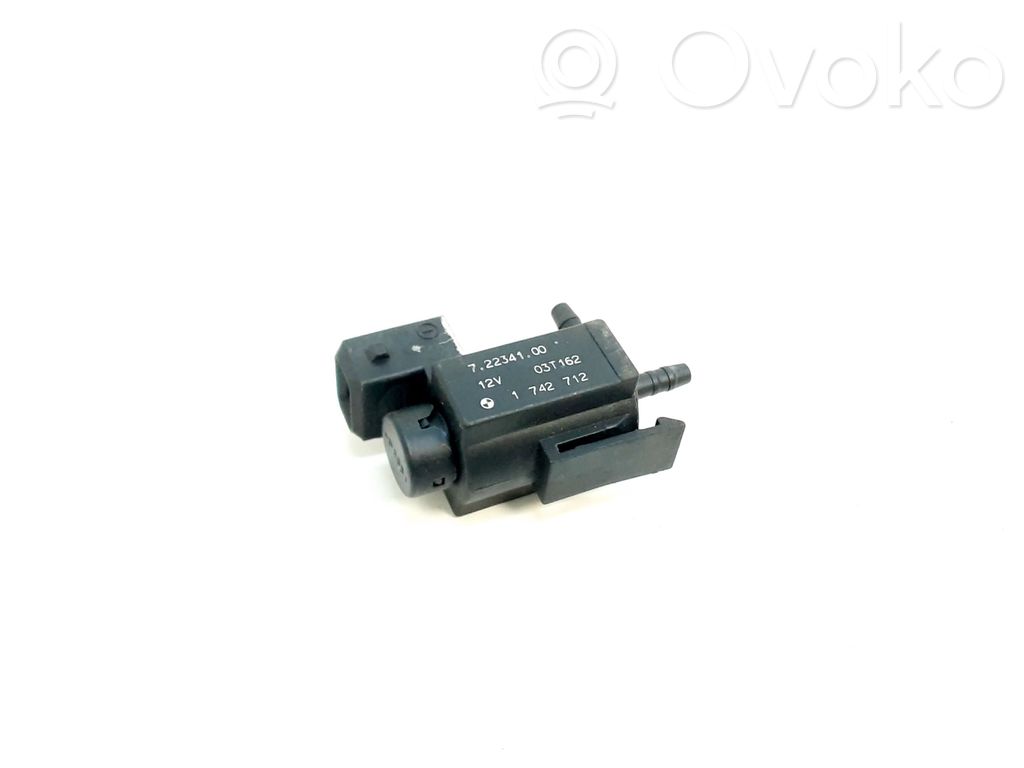 BMW X5 E53 Vacuum valve 