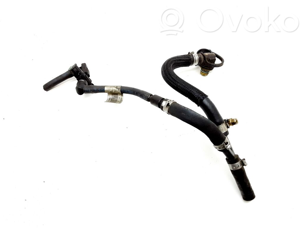 Volvo XC60 Tuyau d'alimentation conduite de carburant 