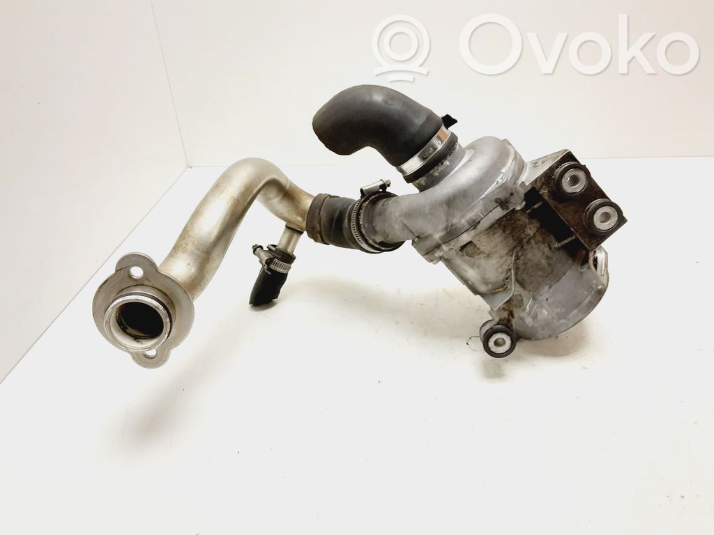 BMW 7 E65 E66 Water pump 