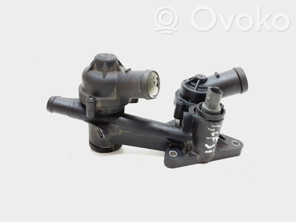 Volkswagen Golf V Termostat / Obudowa termostatu 
