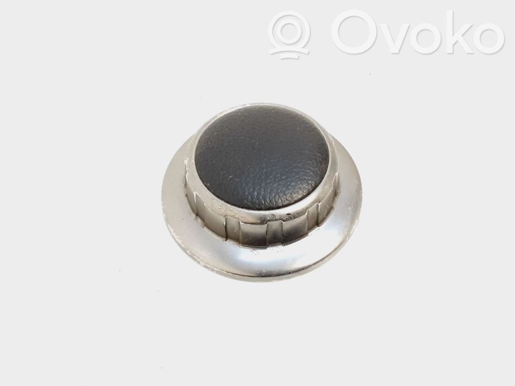 BMW 5 E60 E61 Borto kompiuterio valdymo jungtukas (-ai) 