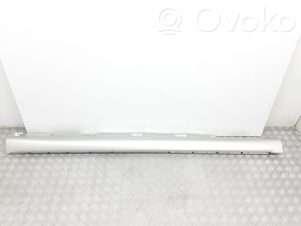 Toyota Corolla Verso AR10 Sill 