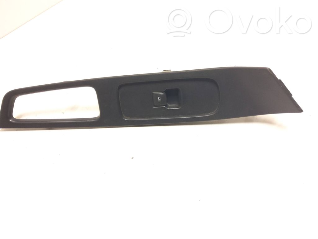 Volvo XC60 Other front door trim element 
