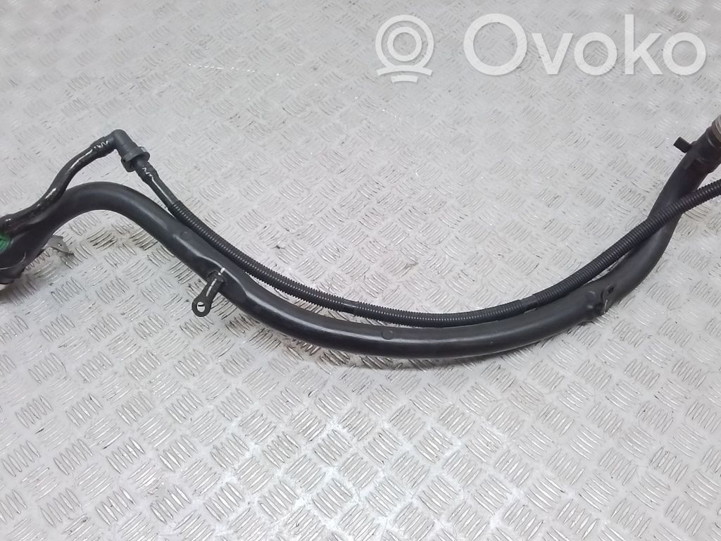 BMW X5 F15 Fuel tank filler neck pipe 