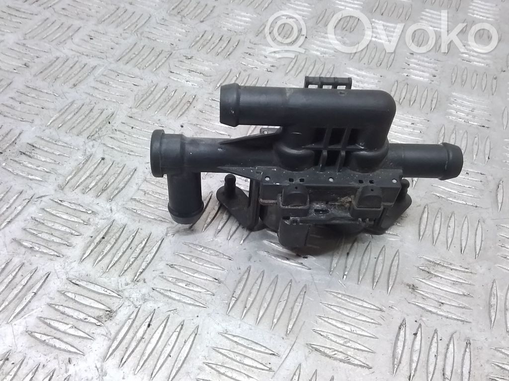 BMW 7 F01 F02 F03 F04 Coolant heater control valve 