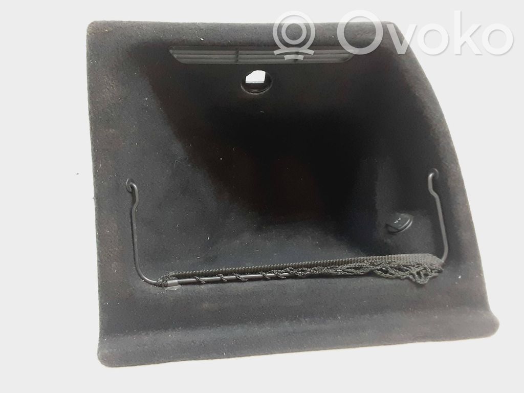 Audi A4 S4 B9 Vano portaoggetti nel bagagliaio 