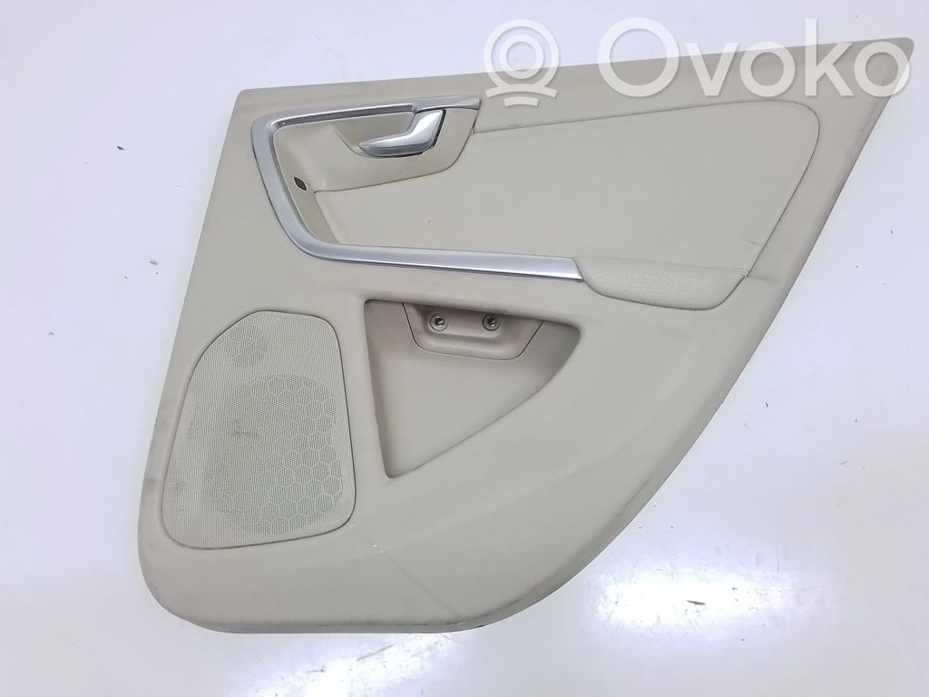 Volvo S60 Boczki / Poszycie drzwi tylnych 