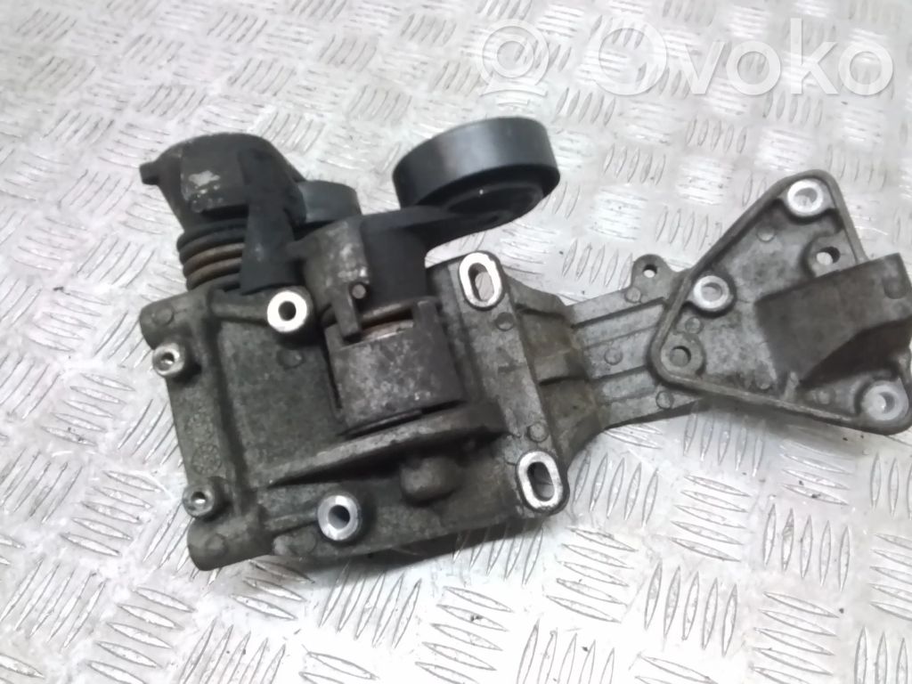 Volvo S40 Generator/alternator bracket 