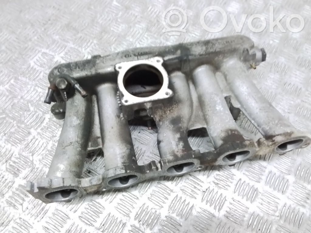 Volvo XC70 Kolektorius įsiurbimo 