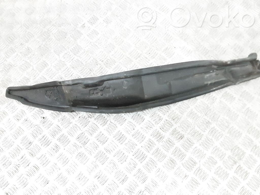 Chrysler Pacifica Putoplastas sparno 