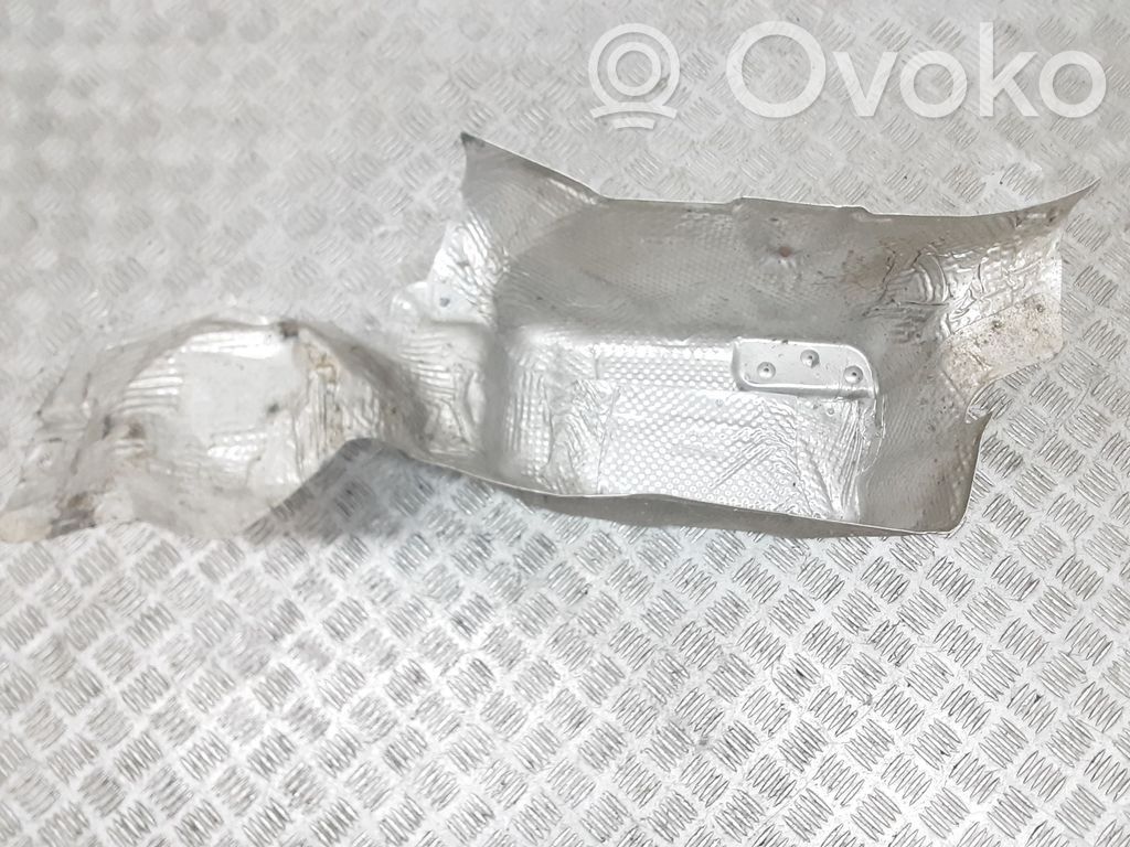 Chrysler Pacifica Protección térmica del escape 