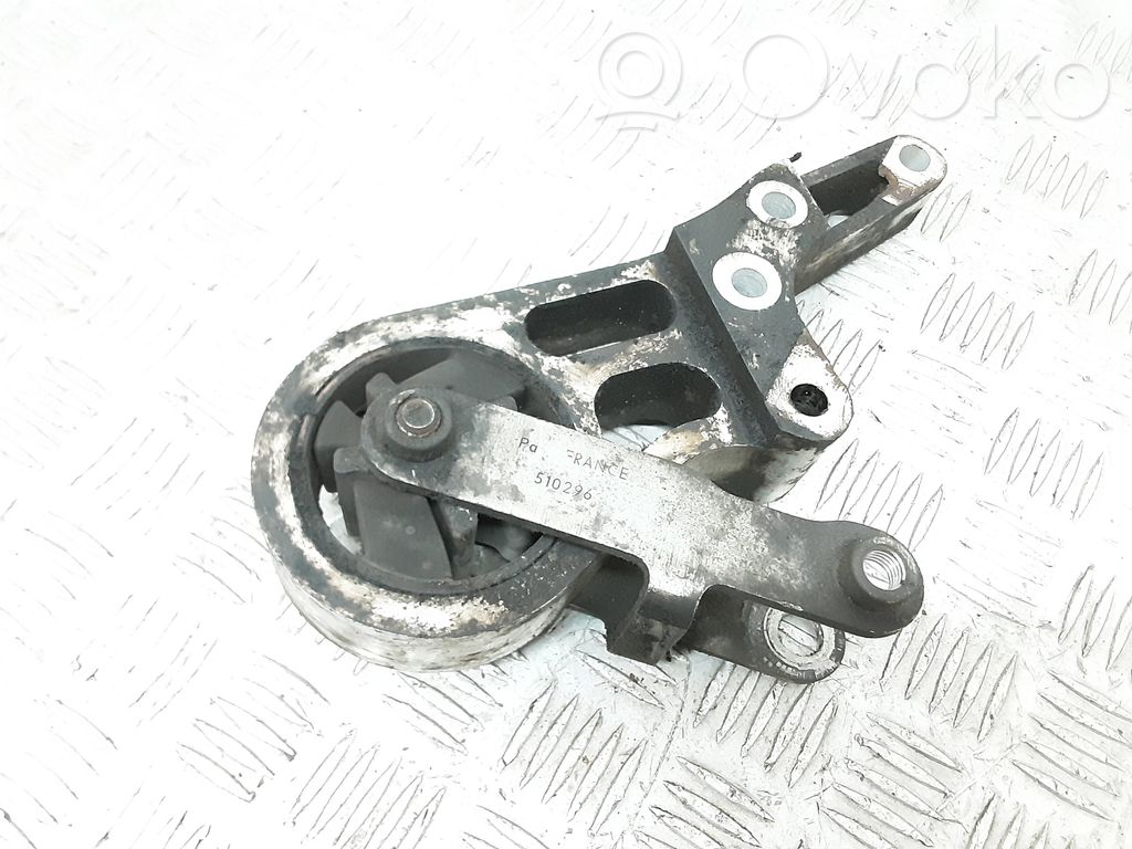 Volvo V50 Engine mount bracket 
