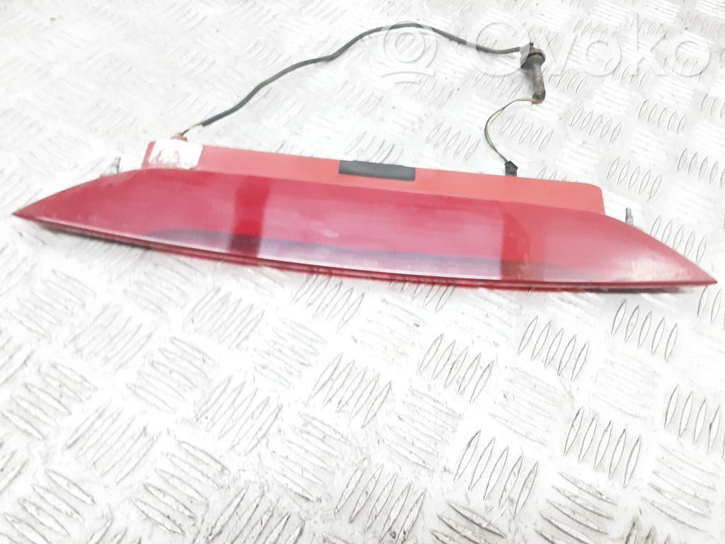 Volvo V60 Third/center stoplight 