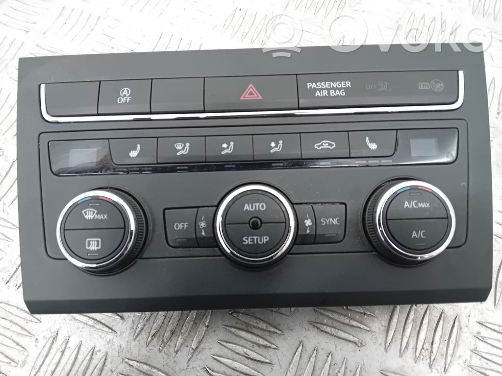 Seat Leon (5F) Climate control unit 