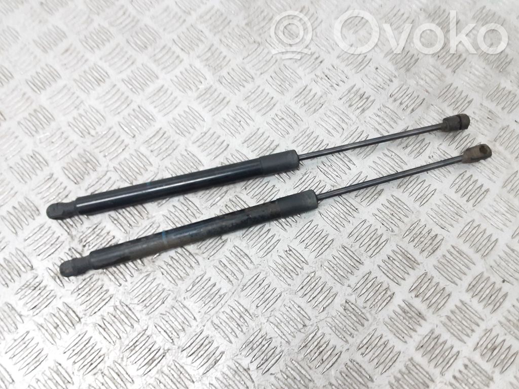 Audi Q3 8U Tailgate/trunk strut/damper 