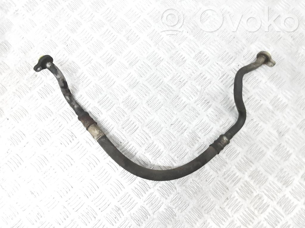 Volvo V70 Ilmastointilaitteen putki (A/C) 