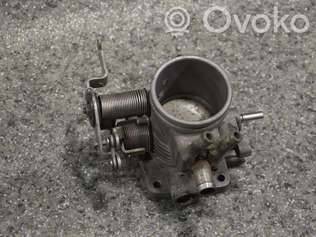 BMW 5 E34 Throttle valve 