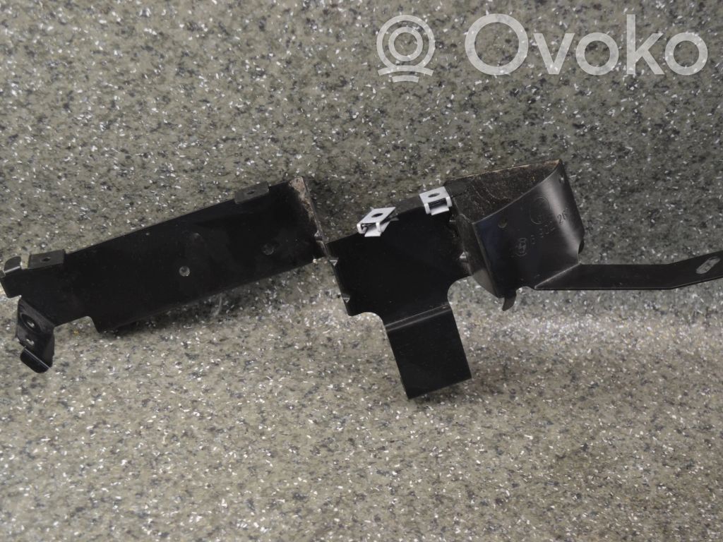 BMW 7 E65 E66 Altro elemento di rivestimento bagagliaio/baule 
