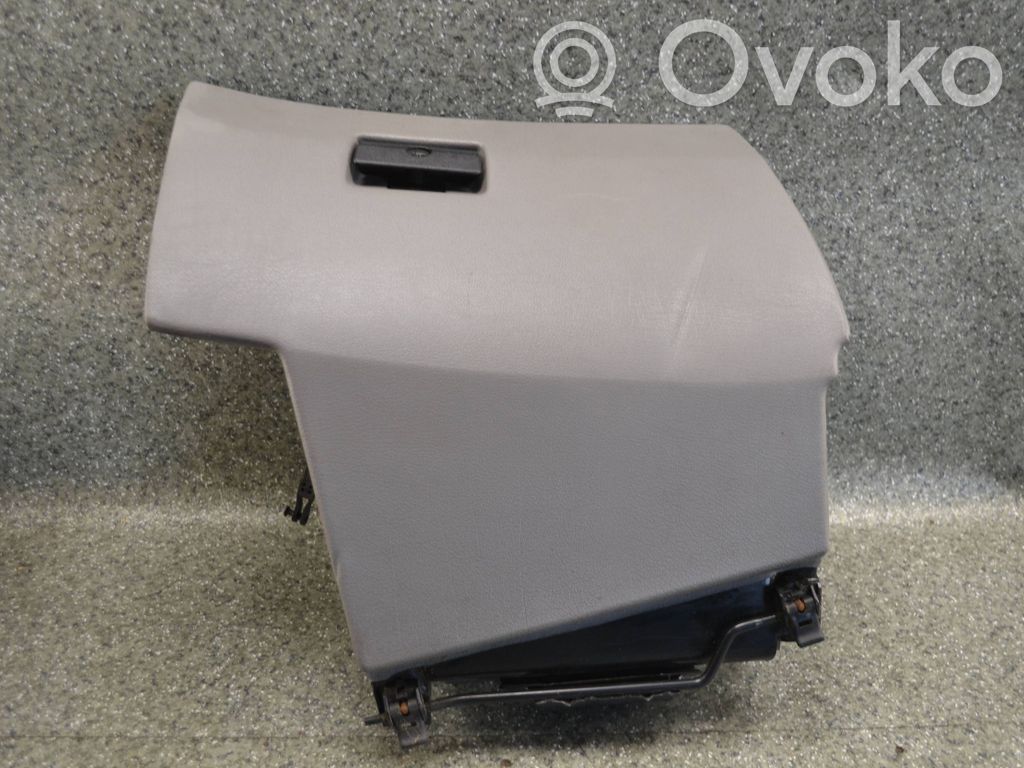 BMW 5 E34 Handschuhfach komplett 