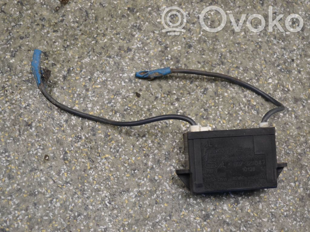 Unité de commande / module Xénon   1307329047