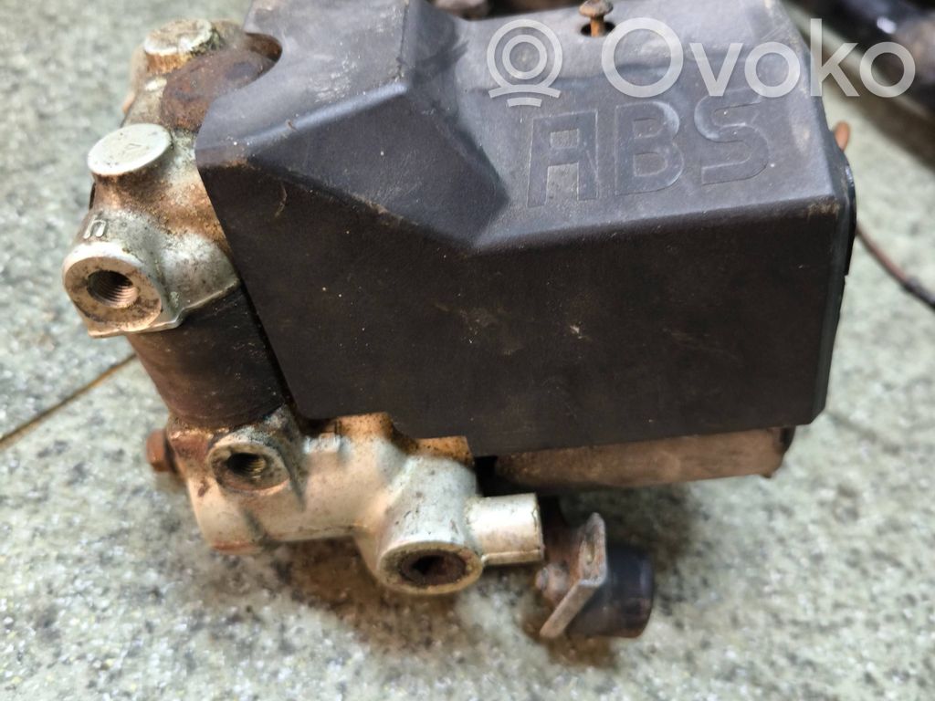 BMW 3 E30 ABS Pump 