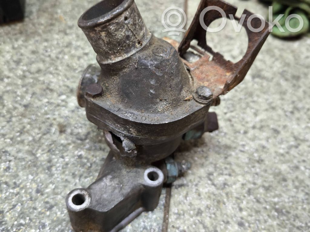 BMW 3 E30 Termostat / Obudowa termostatu 